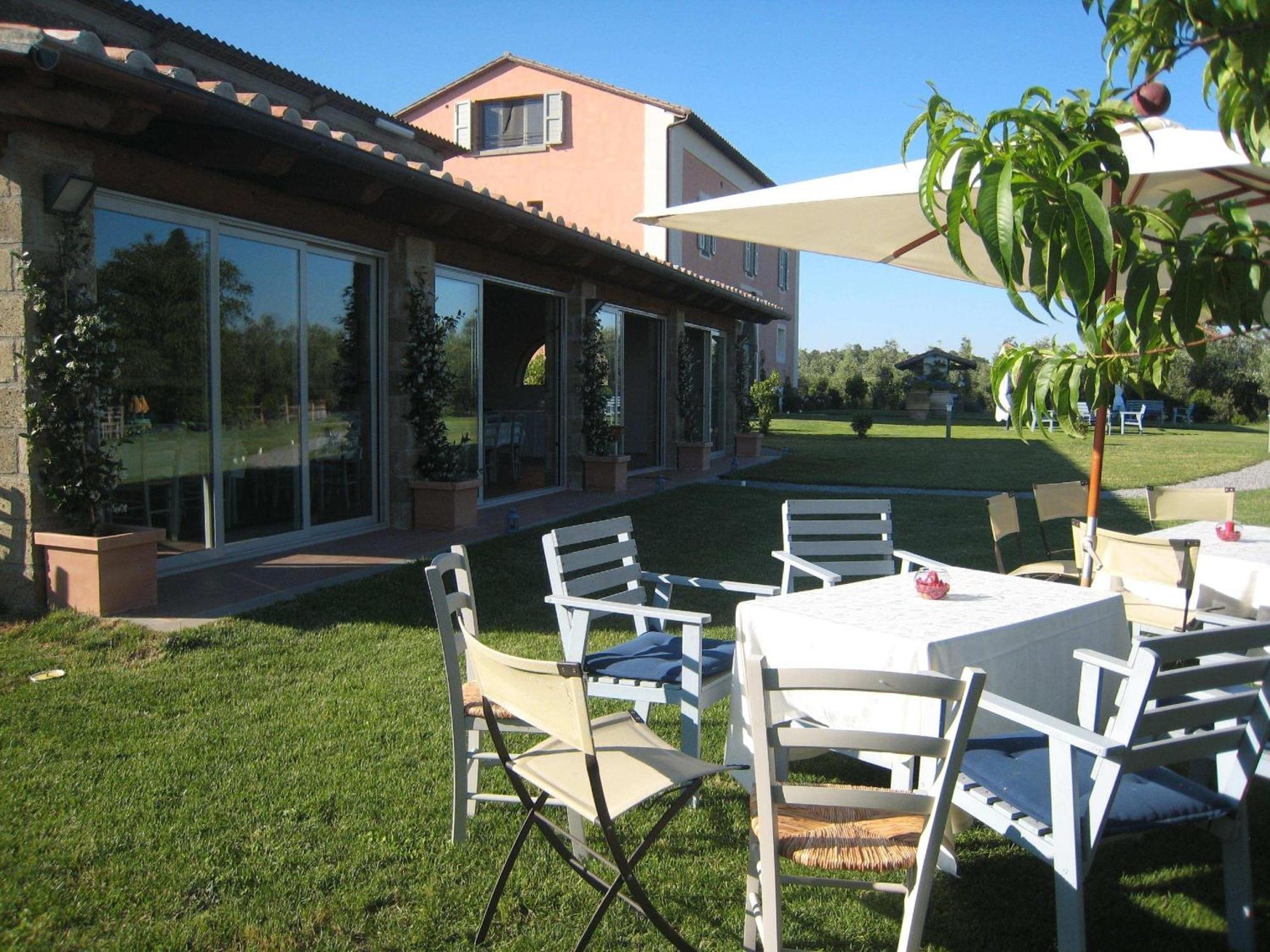 Agriturismo Casale Bonaparte Cellere Bagian luar foto