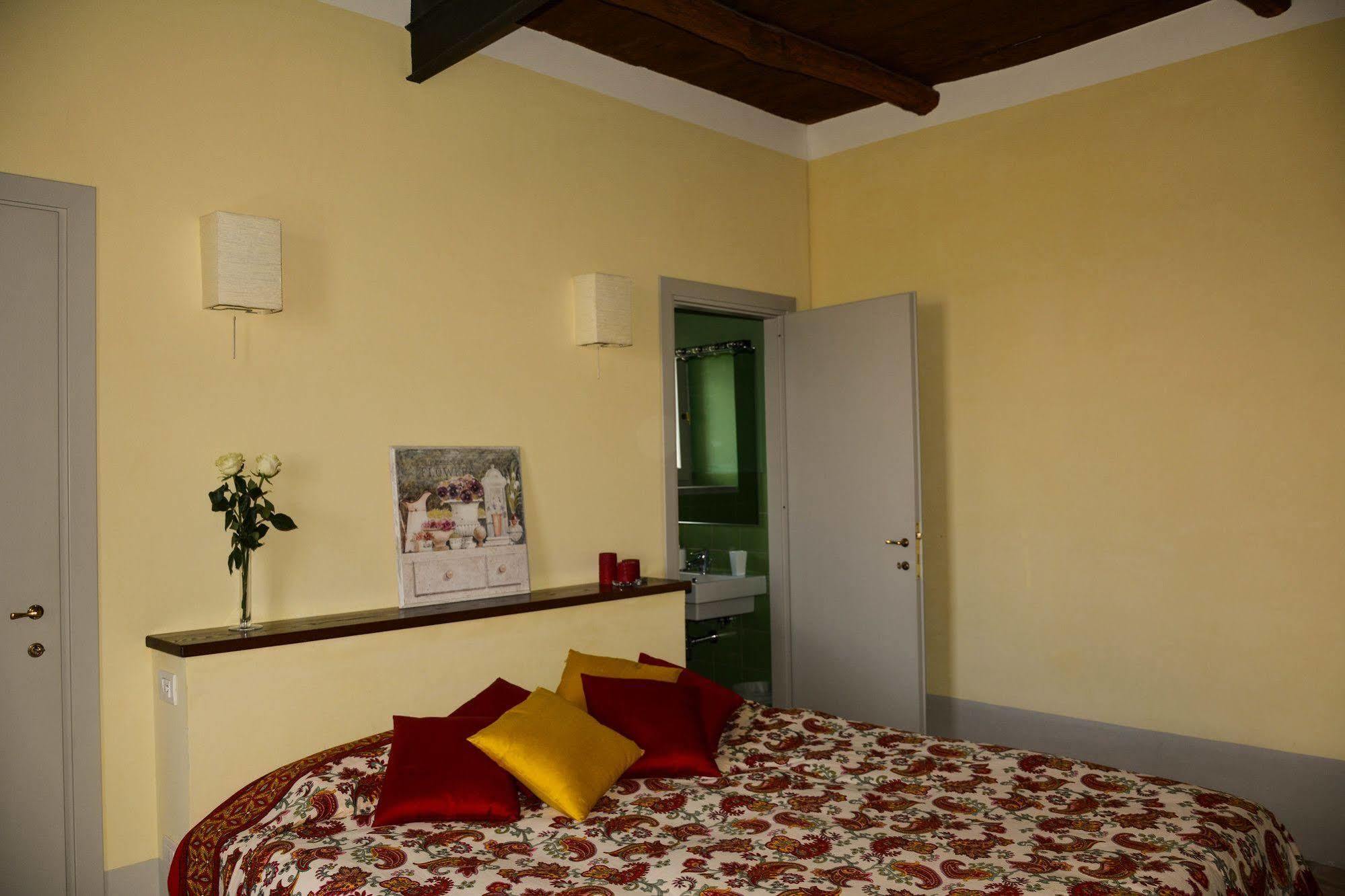 Agriturismo Casale Bonaparte Cellere Bagian luar foto