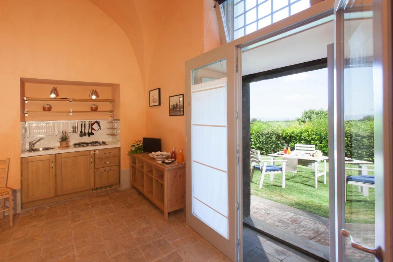 Agriturismo Casale Bonaparte Cellere Bagian luar foto
